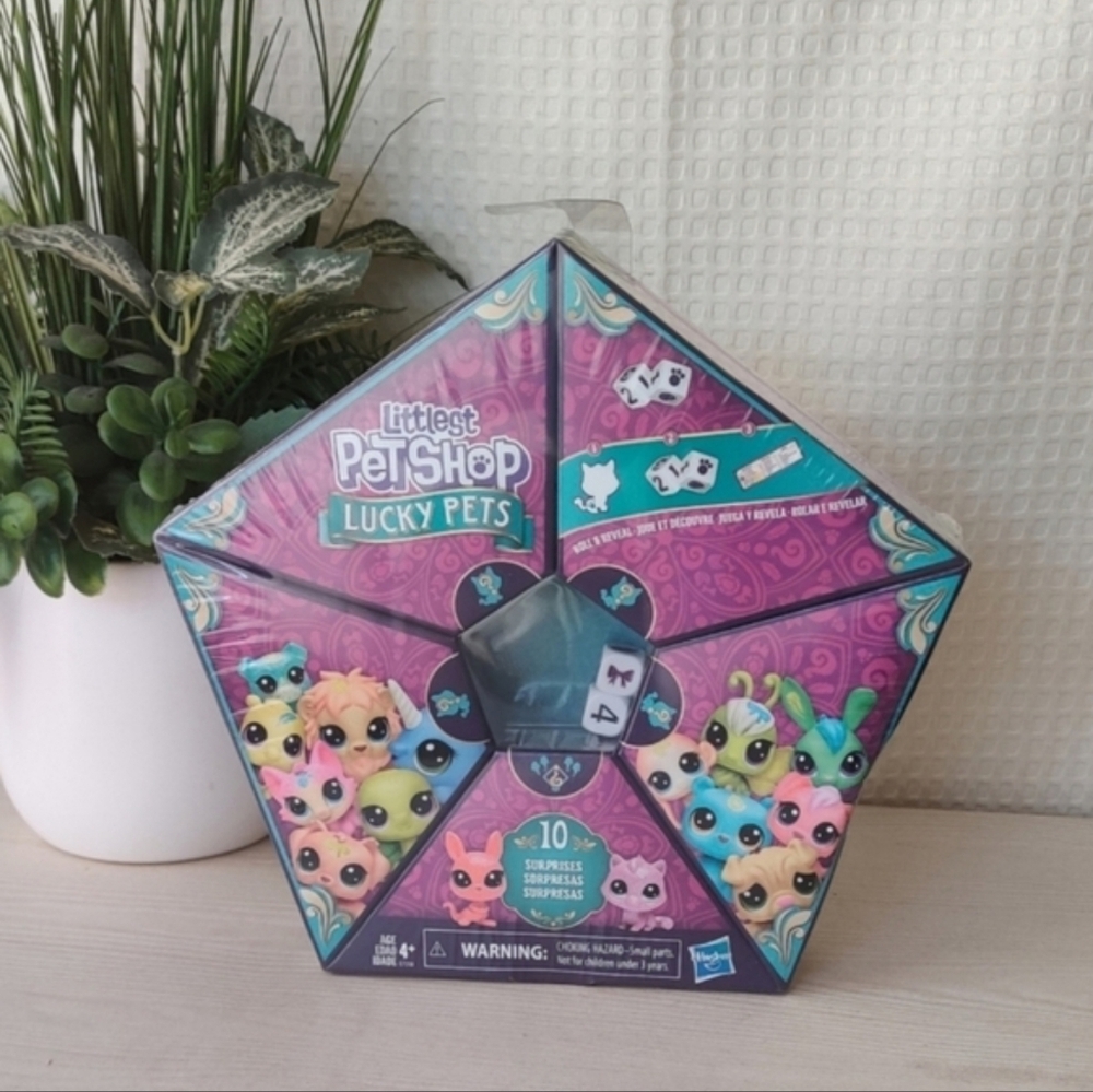 Littlest Petshop Lucky Pets Fortune Crew-10 Surprises New, Sealed! Ages 4+